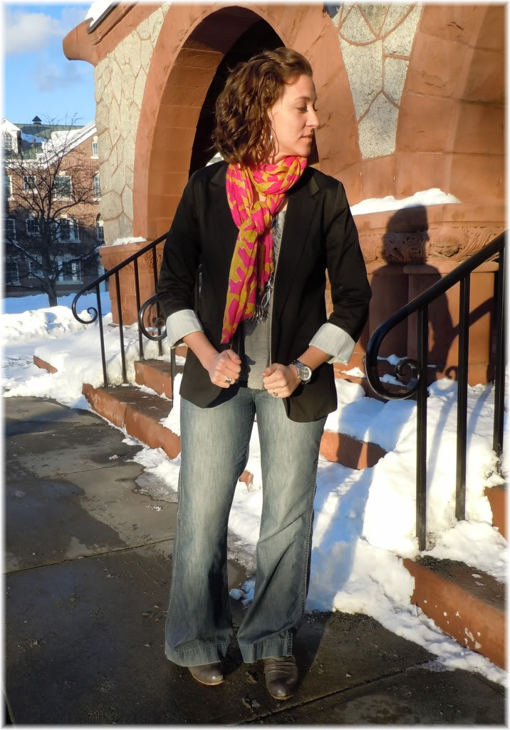 black_blazer_pink_scarf2