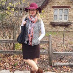 cozy-fall-vest-scarf-outfit10
